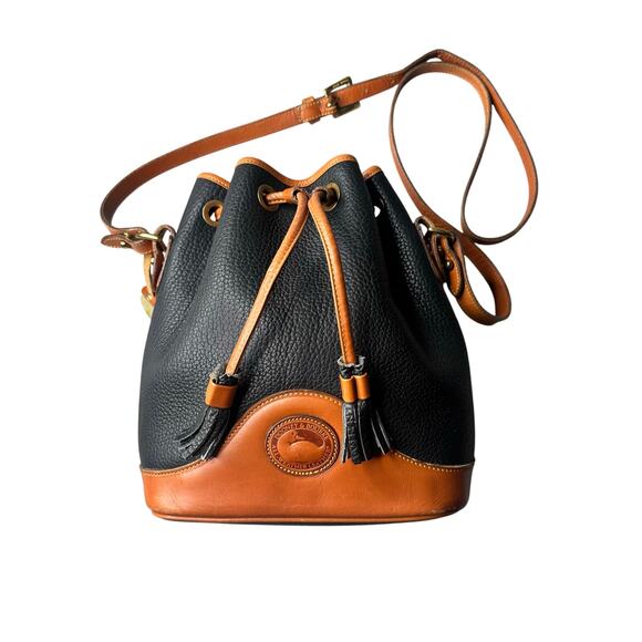 Vintage Dooney & Bourke AWL Pebbled Black and Brown Shoulder Bag Crossbody - Picture 1 of 13